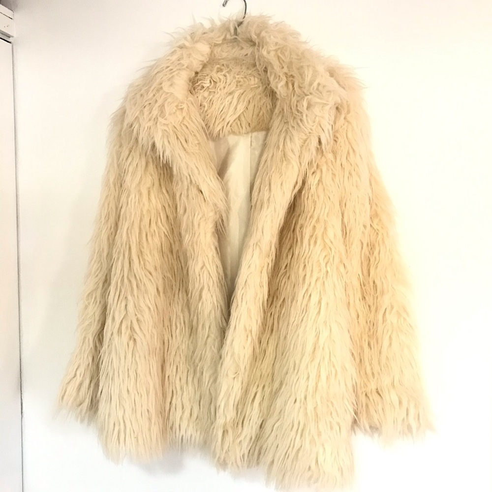 Faux fur shaggy jacket / coat